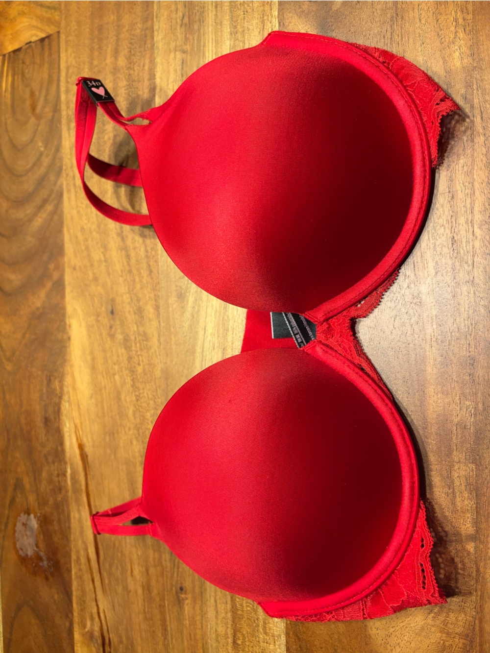 Victoria's Secret Very Sexy Push-Up Bra NWT Red 34D